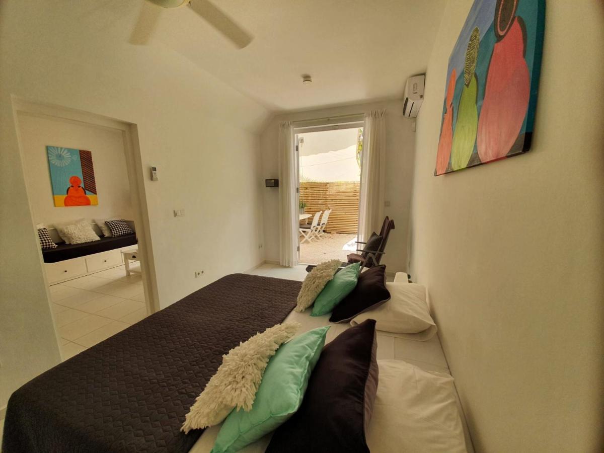 A2 Apartment Budget At Jan Thiel Curacao Exteriör bild