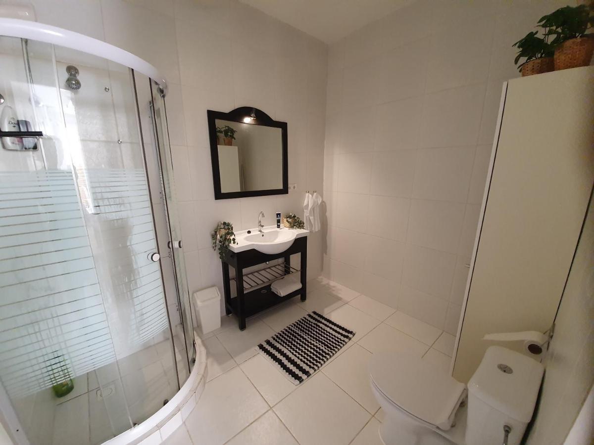 A2 Apartment Budget At Jan Thiel Curacao Exteriör bild