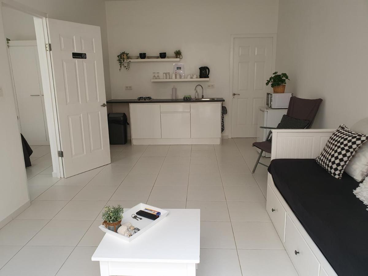 A2 Apartment Budget At Jan Thiel Curacao Exteriör bild